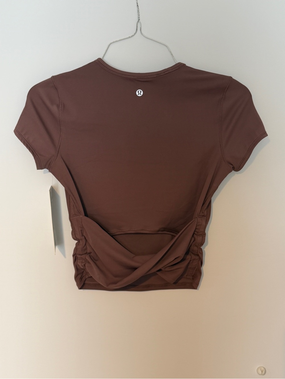 Lululemon All It Takes Back-Twist T-Shirt Silky Dark Oxide Size 6 NWT